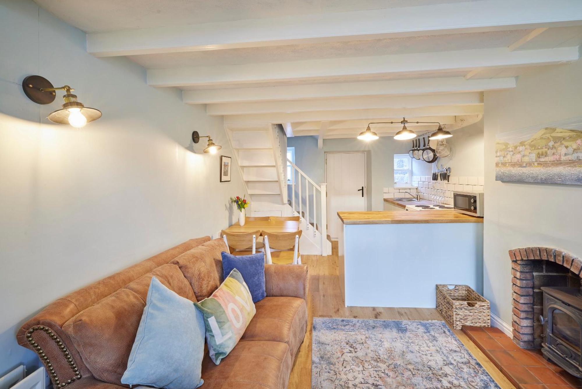Host & Stay - Honey Cottage Hinderwell Exteriör bild